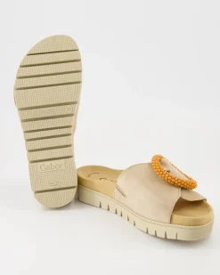 43.745.14 Pantoletten in Beige
