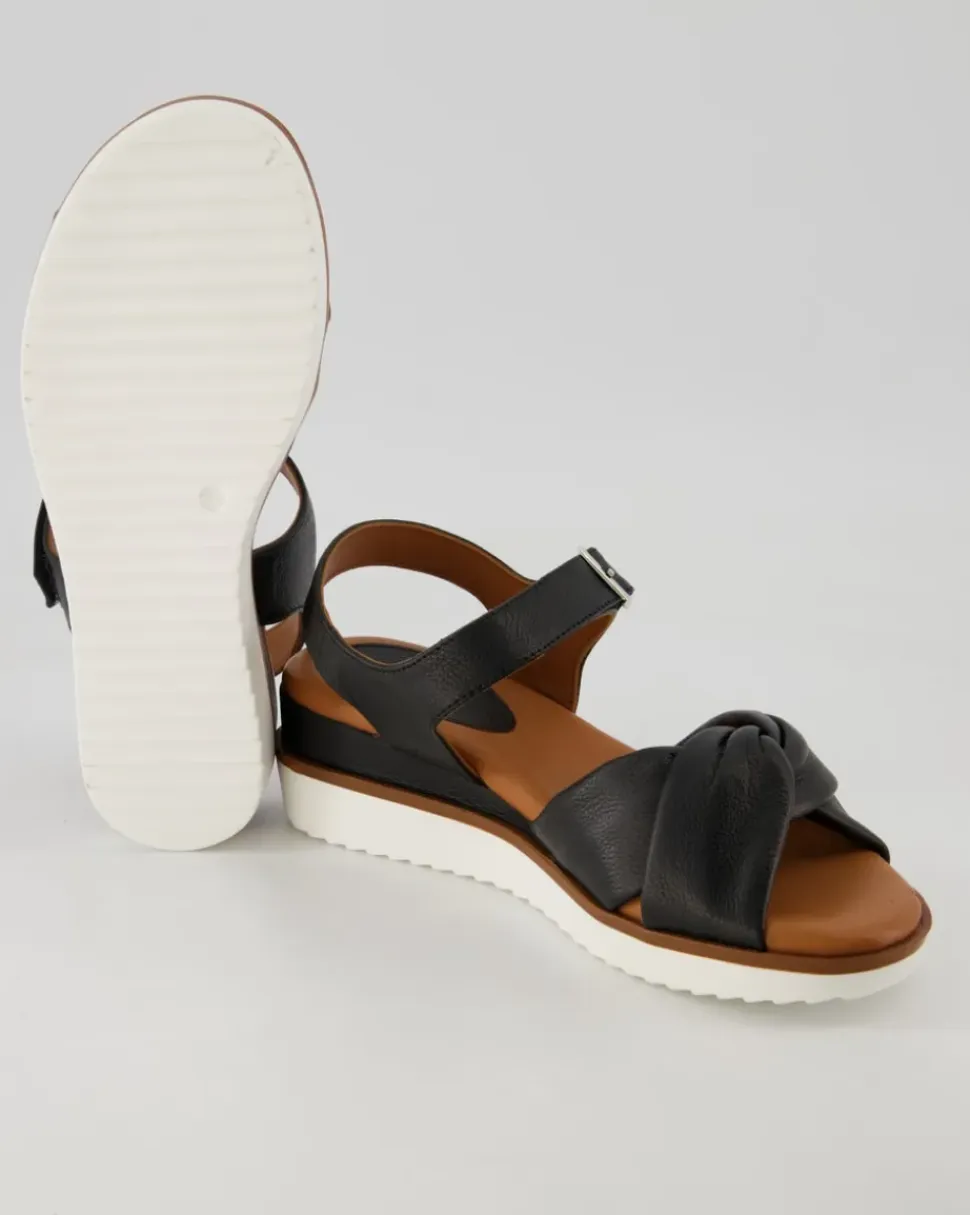 Peggy 05 Sandalen in Schwarz