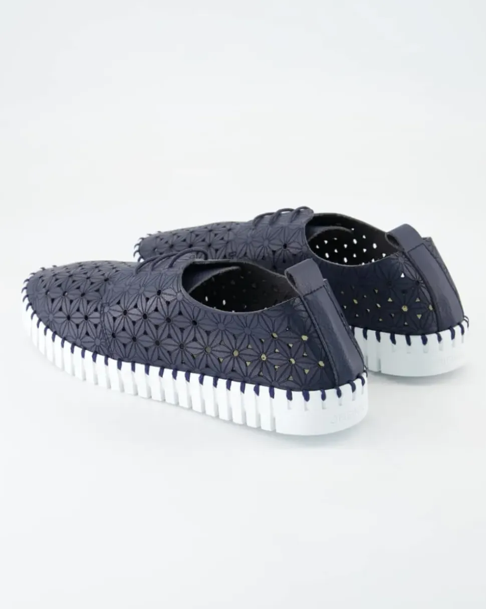 Poppy Sneaker in Blau