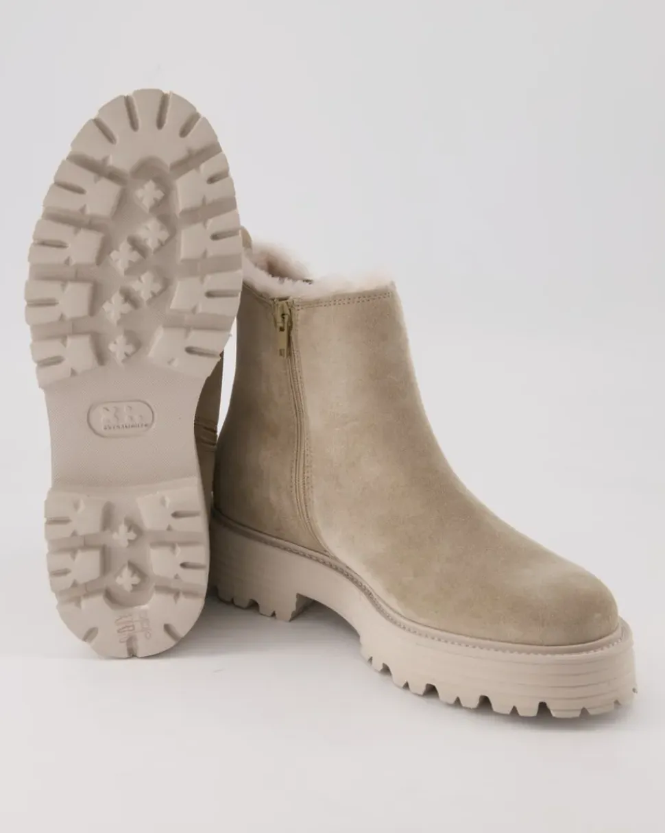 Power Chelsea Boots in Beige