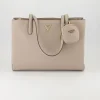 Power Play Tech Tote Handtasche in Beige