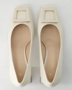 6561 Pumps in Beige