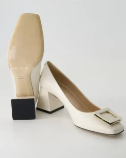 6561 Pumps in Beige