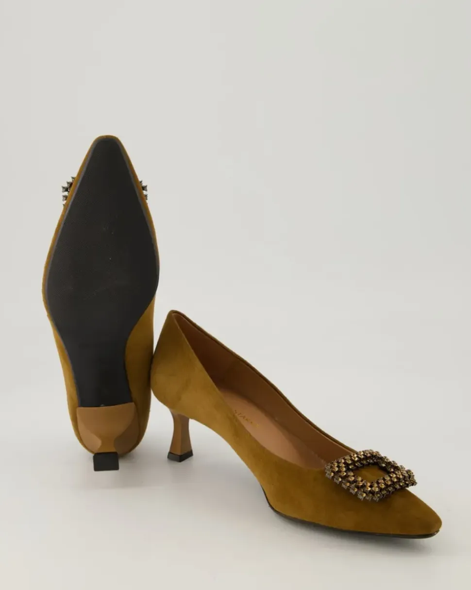 3205 Pumps in Braun