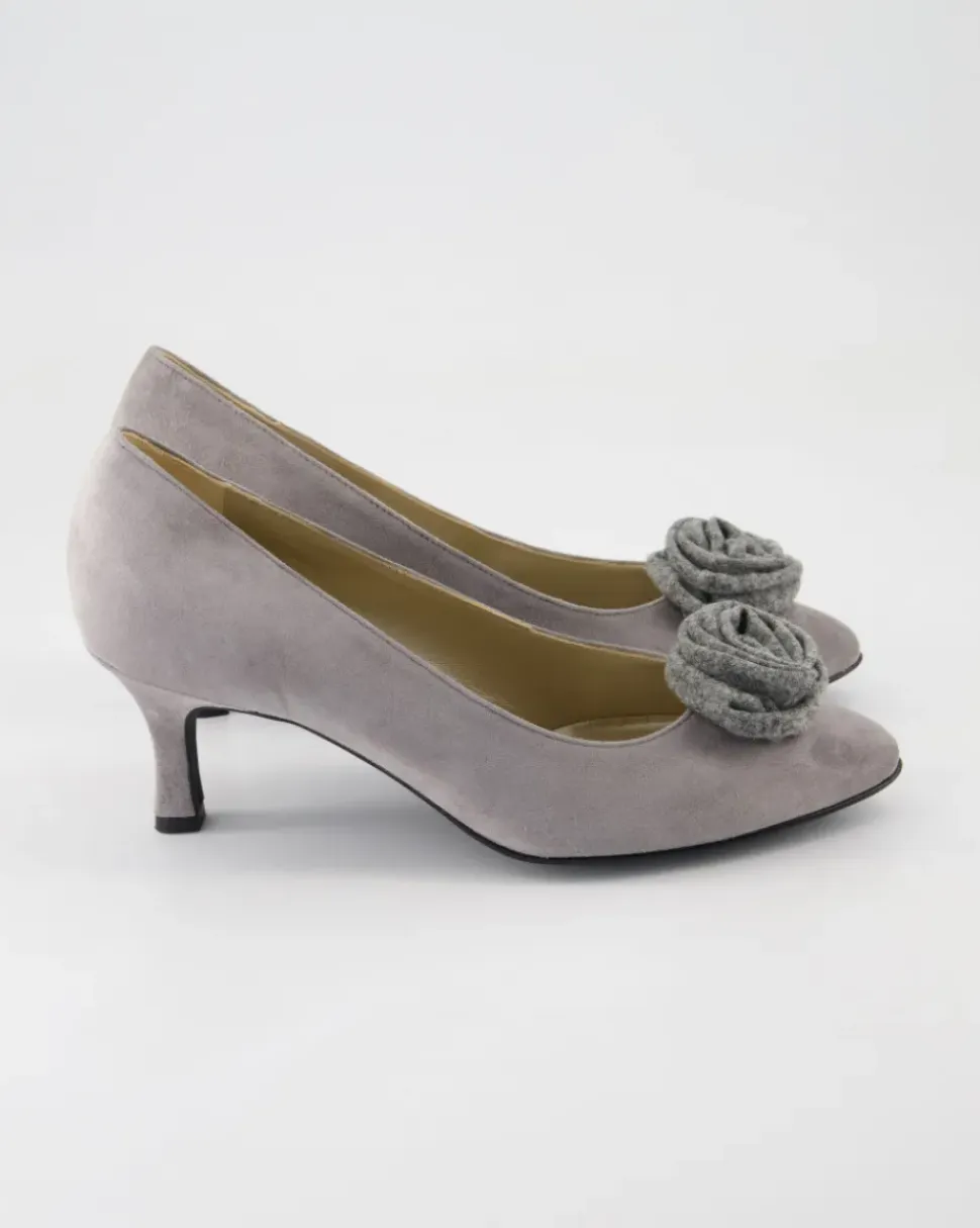 1990-04 Pumps in Grau