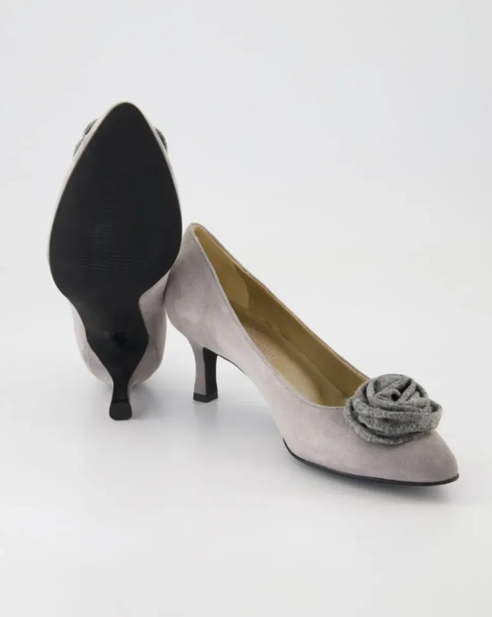 1990-04 Pumps in Grau
