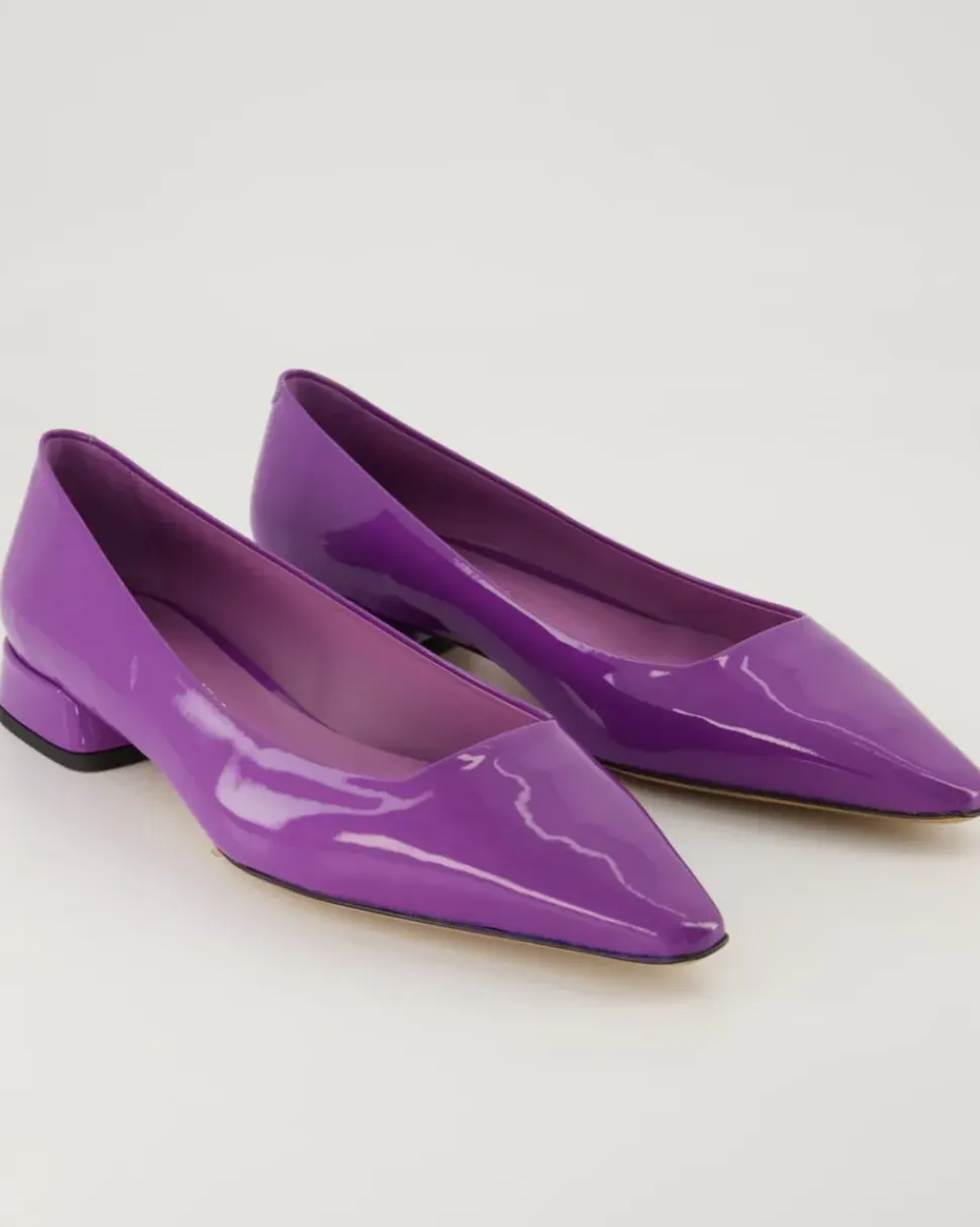 2507 Pumps in Lila