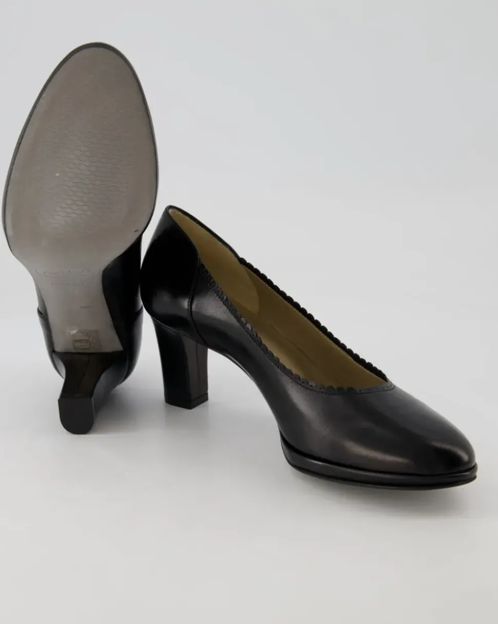 1938-01 Pumps in Schwarz