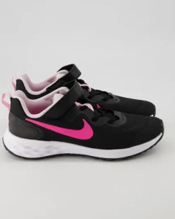 Revolution Sportschuhe in Schwarz