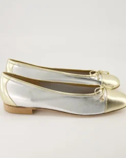 Roon Ballerinas in Gold