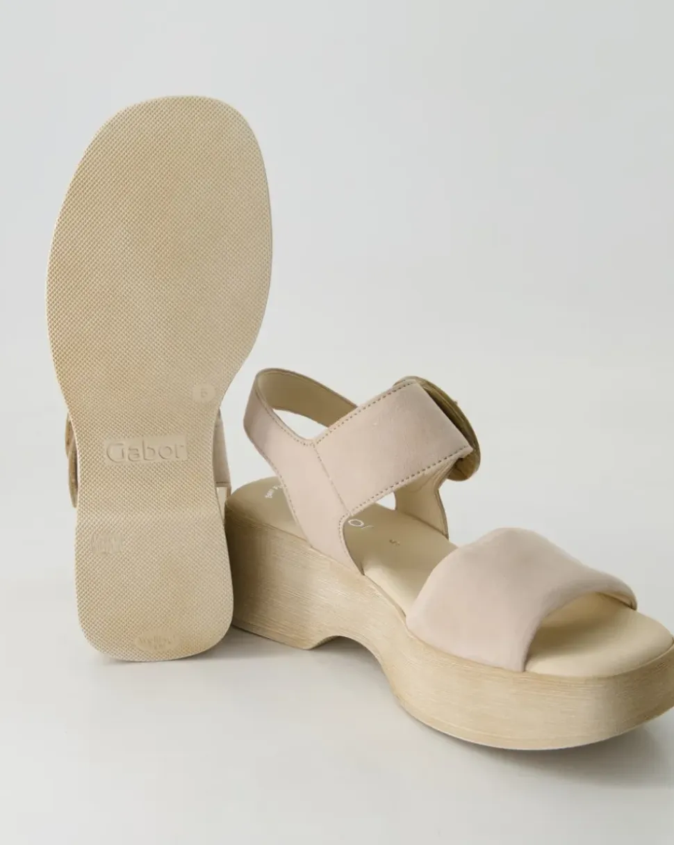 64.520.12 Sandalen in Beige