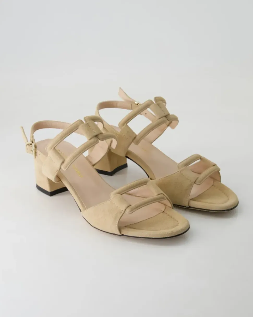 3390 Sandalen in Beige