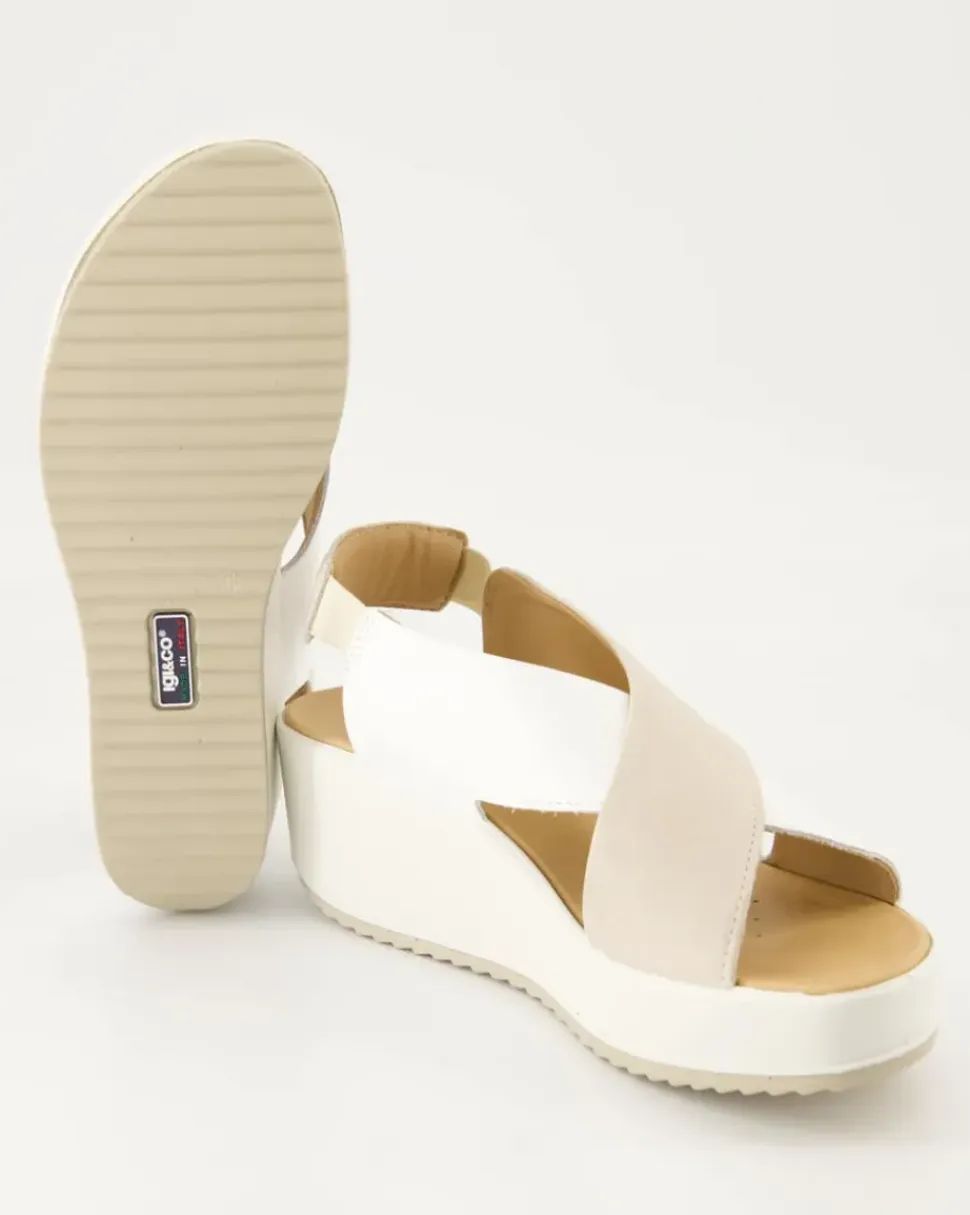 5668811 Sandalen in Beige