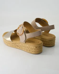 64.550.62 Sandalen in Gold