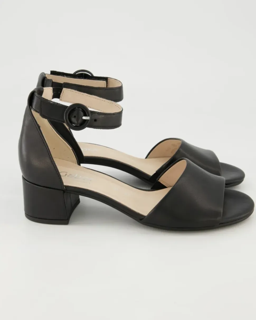 22.902.27 Sandalen in Schwarz