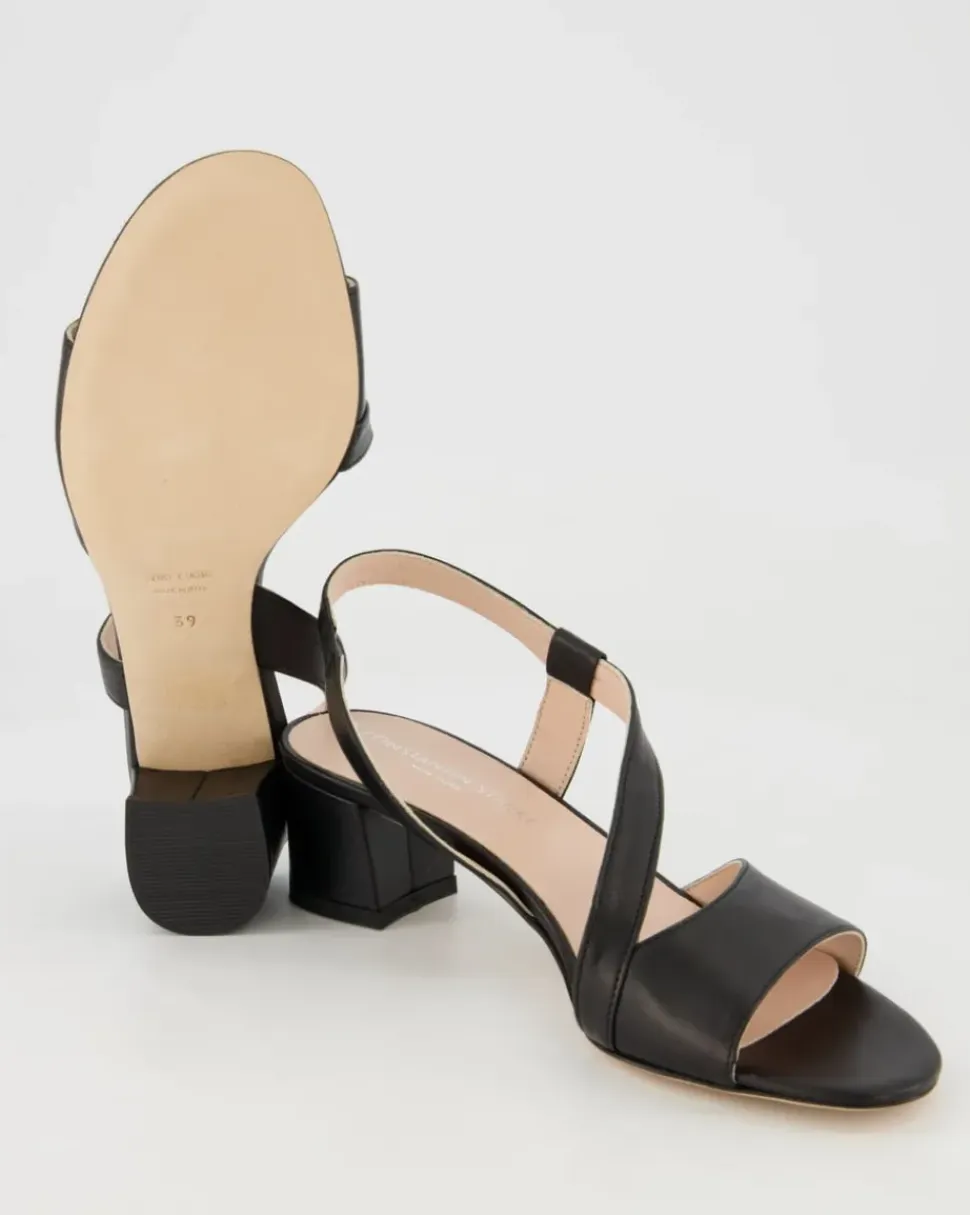 3343 Sandalen in Schwarz