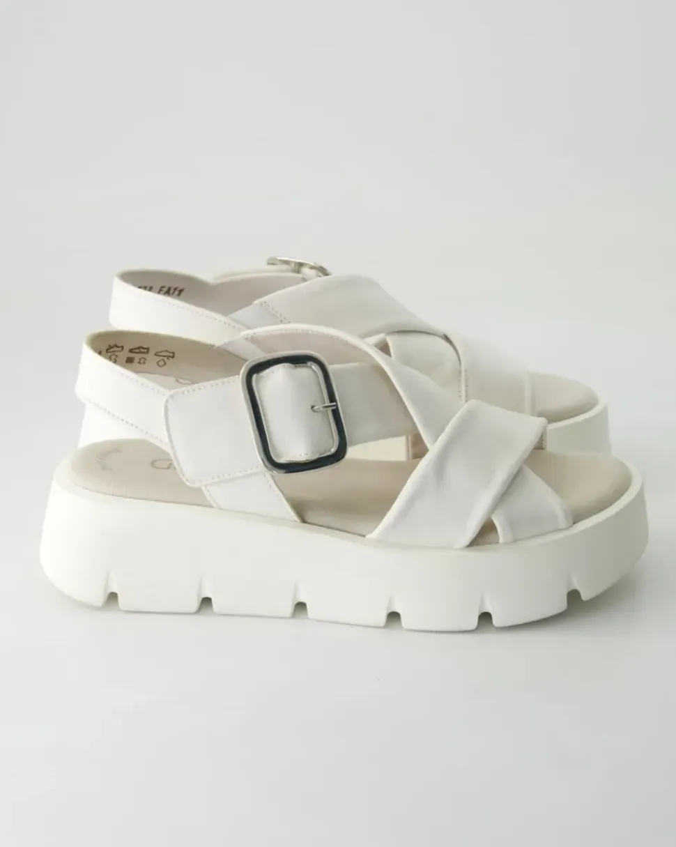 44.752.20 Sandalen in Weiß