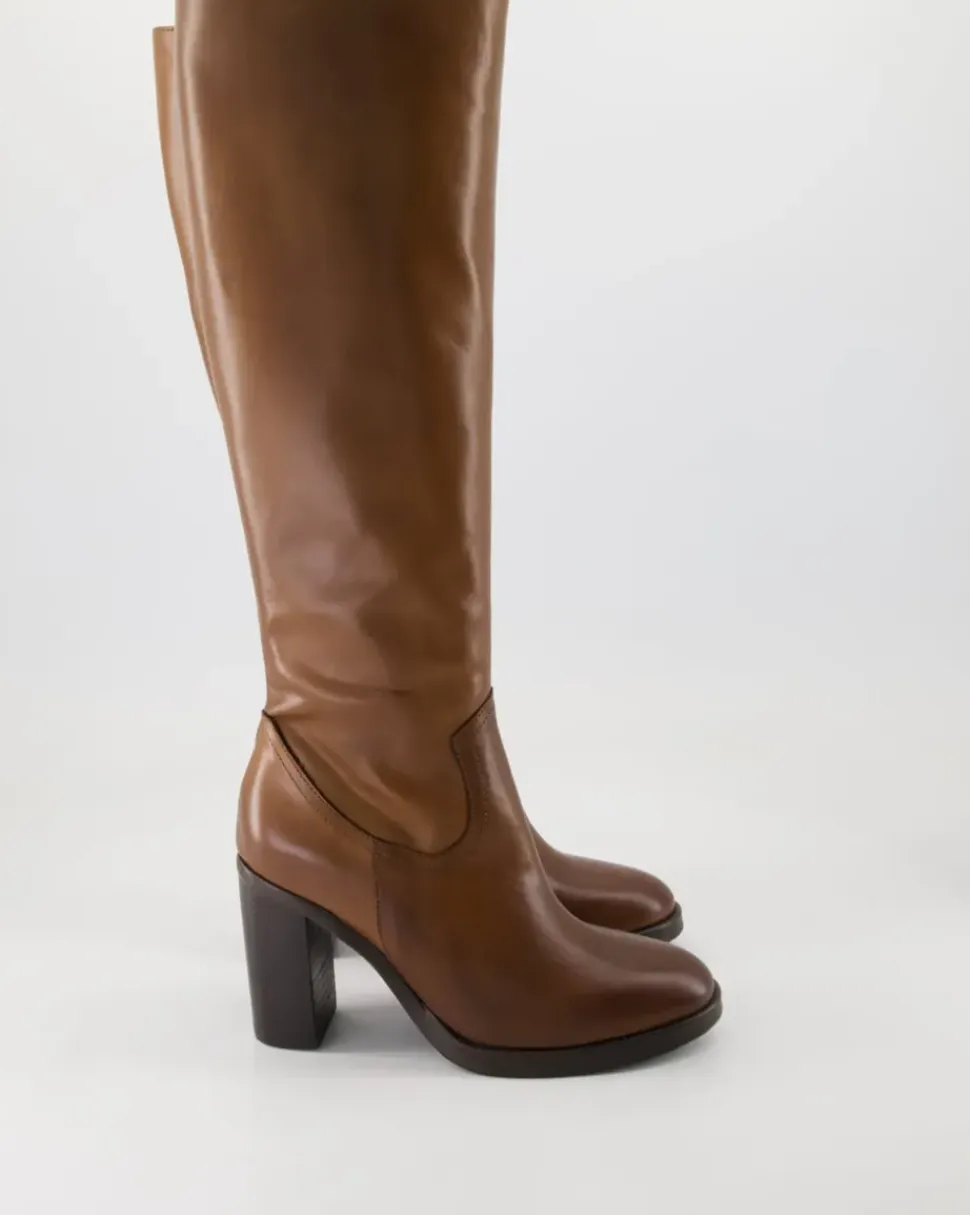 8552 Schaftstiefel in Braun