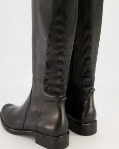 9-25513-41-019 Schaftstiefel in Schwarz