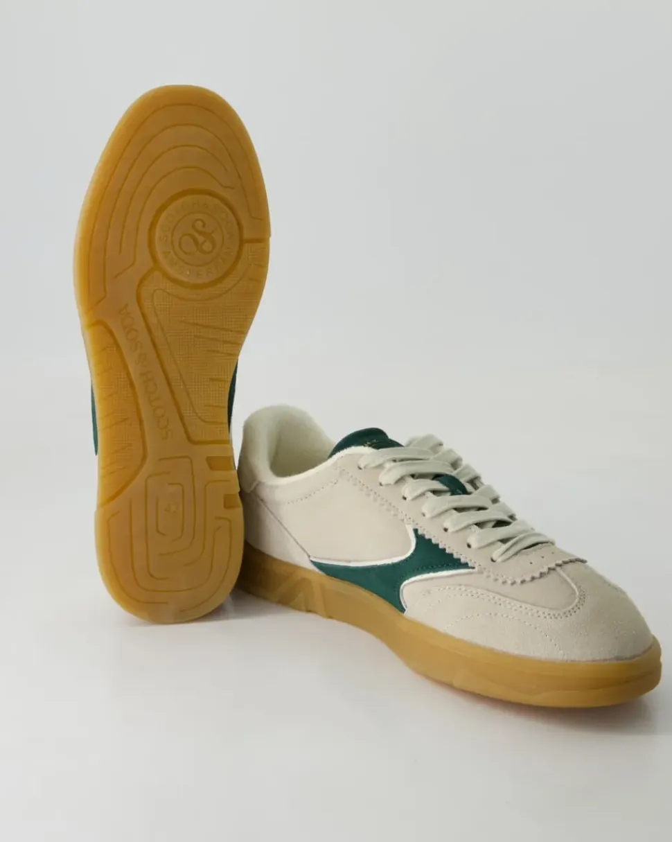 Slim Sneaker in Beige