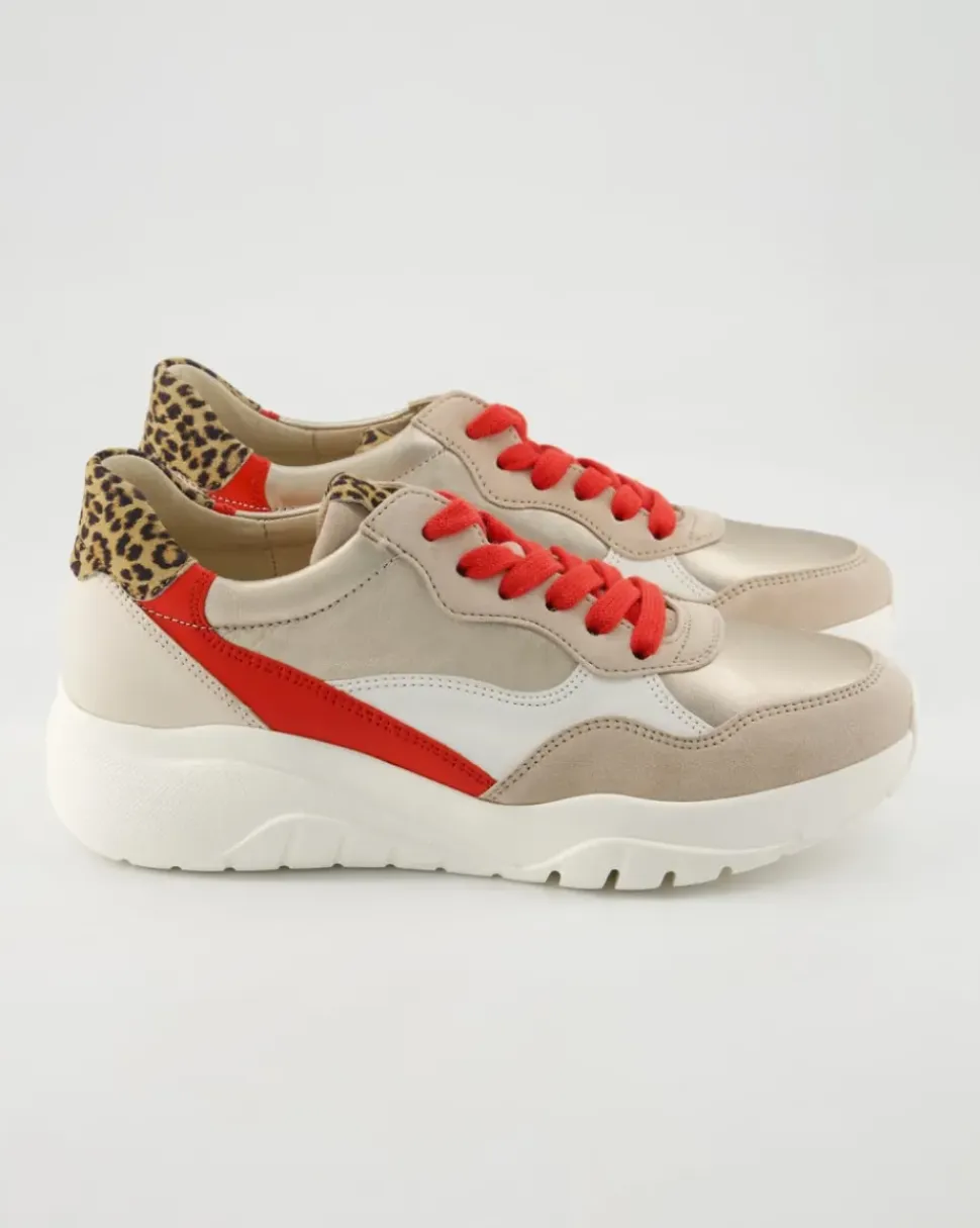 63.451.13 Sneaker in Beige