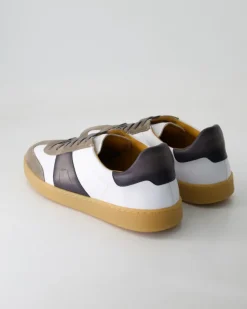 25851 Sneaker in Braun