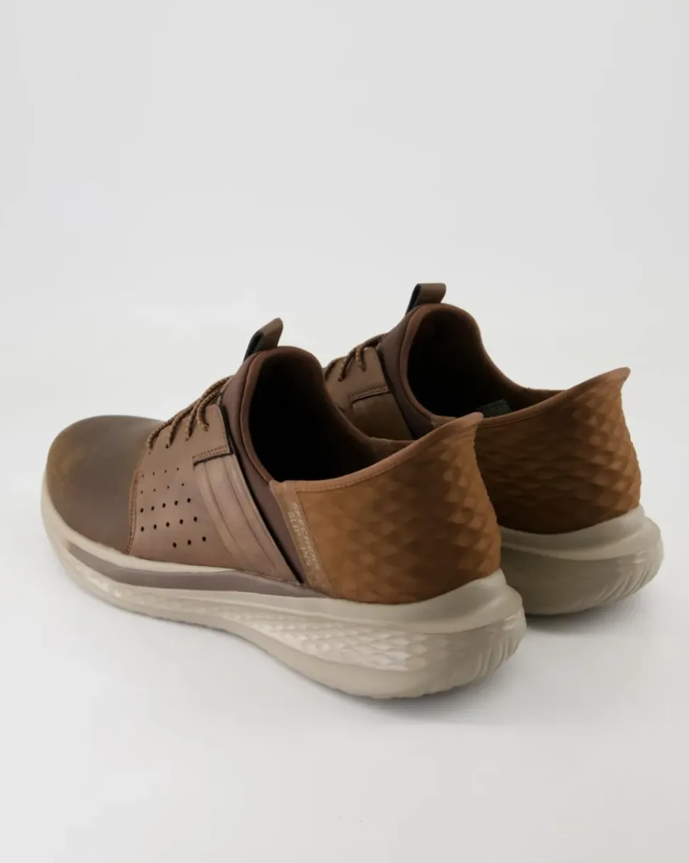 210828 Sneaker in Braun