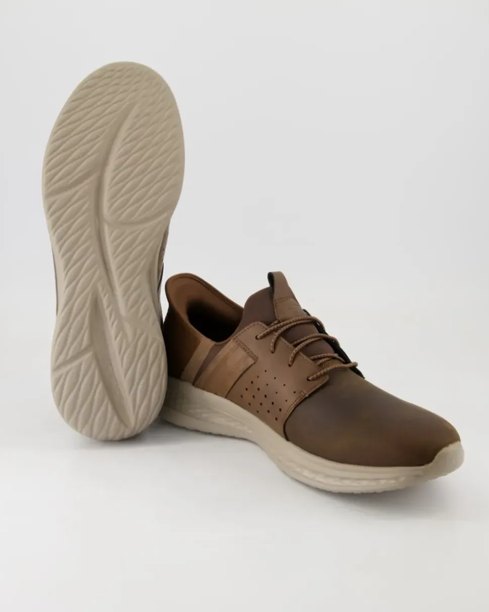 210828 Sneaker in Braun
