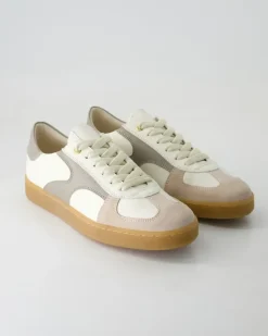 6615 Sneaker in Grau