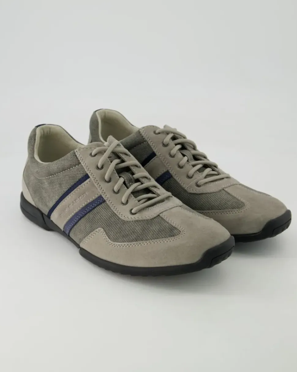 1137.10.03 Sneaker in Grau