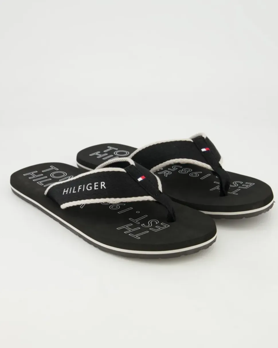 Sporty Beach Sandal Zehentrenner in Schwarz