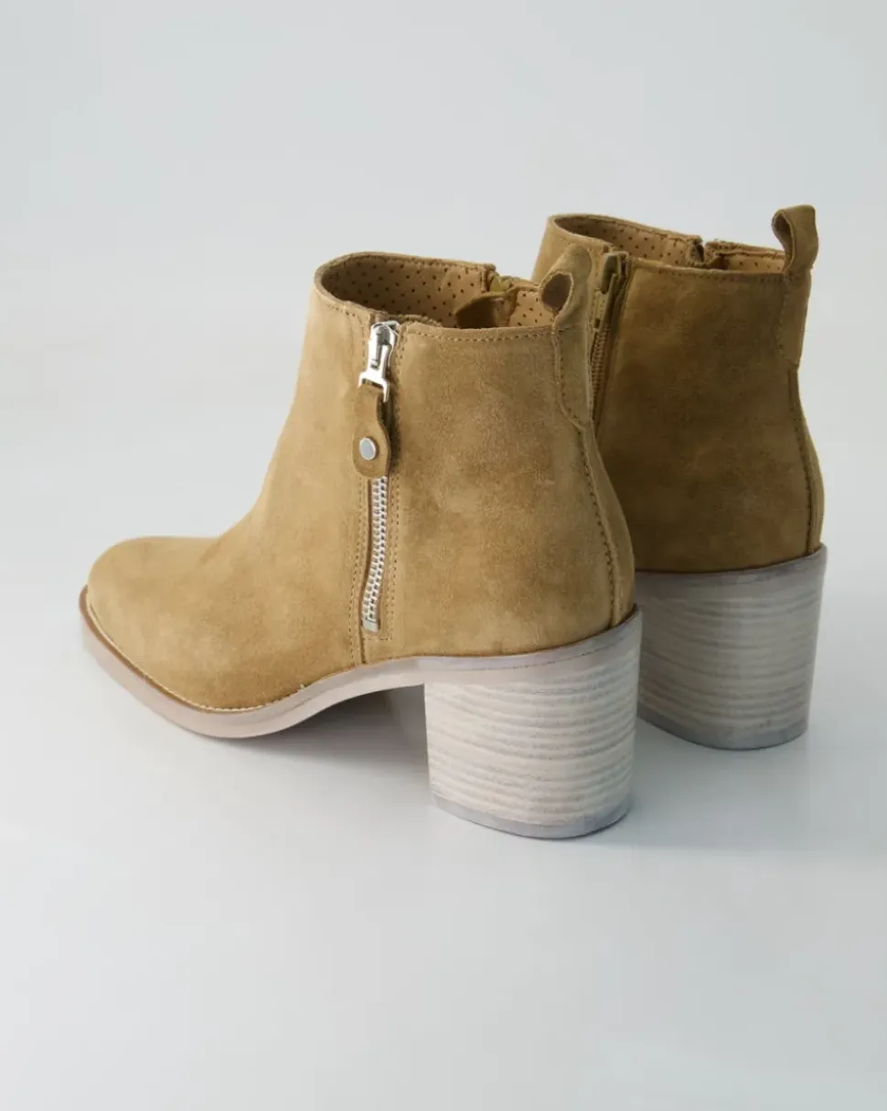 5377-01-11 Stiefeletten in Braun