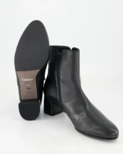 55.680.27 Stiefeletten in Schwarz