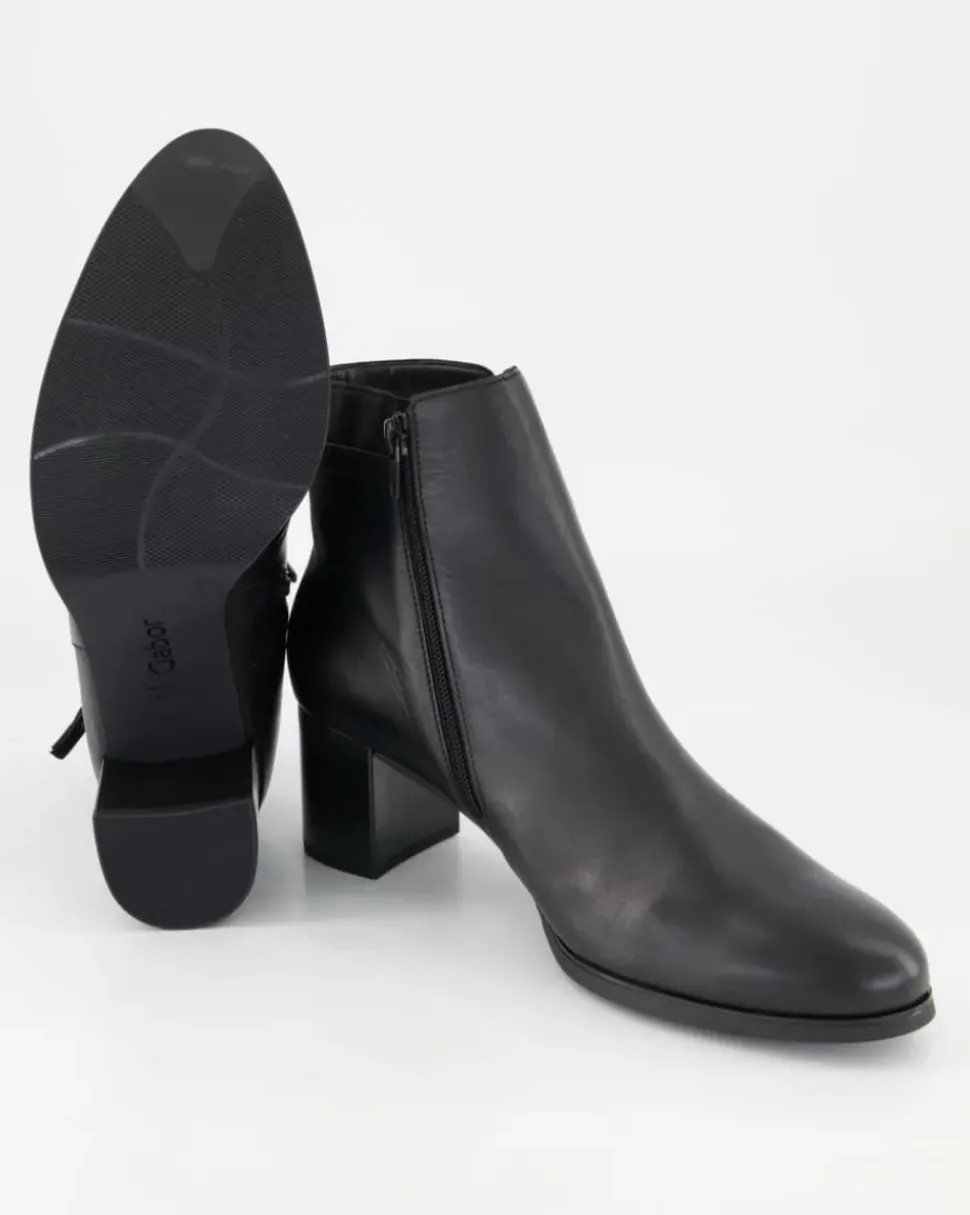 55.692.27 Stiefeletten in Schwarz