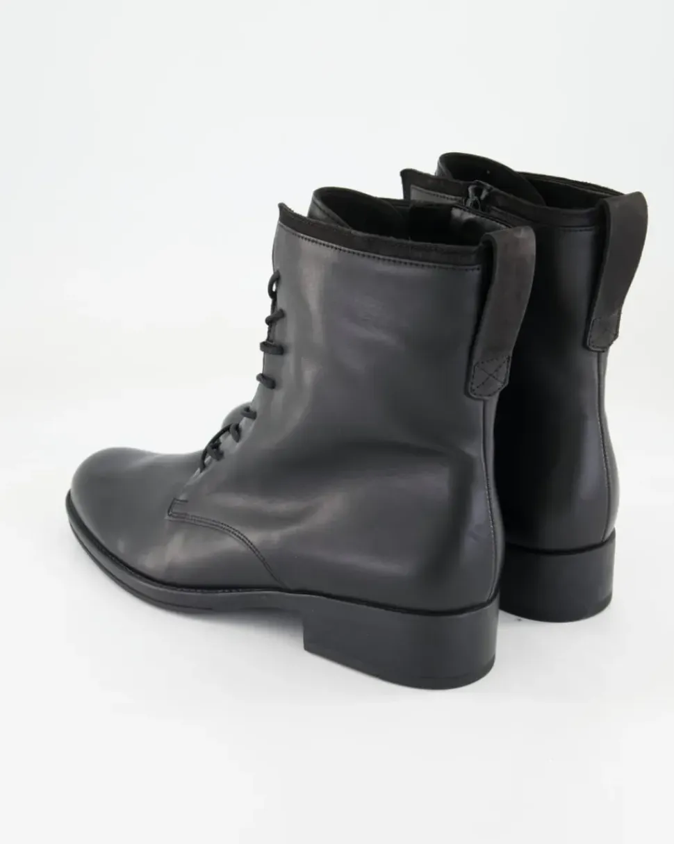 51.602.27 Stiefeletten in Schwarz