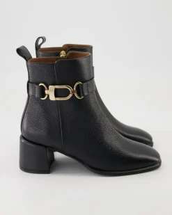 4935 Stiefeletten in Schwarz
