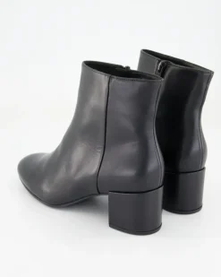 81341000100 Stiefeletten in Schwarz