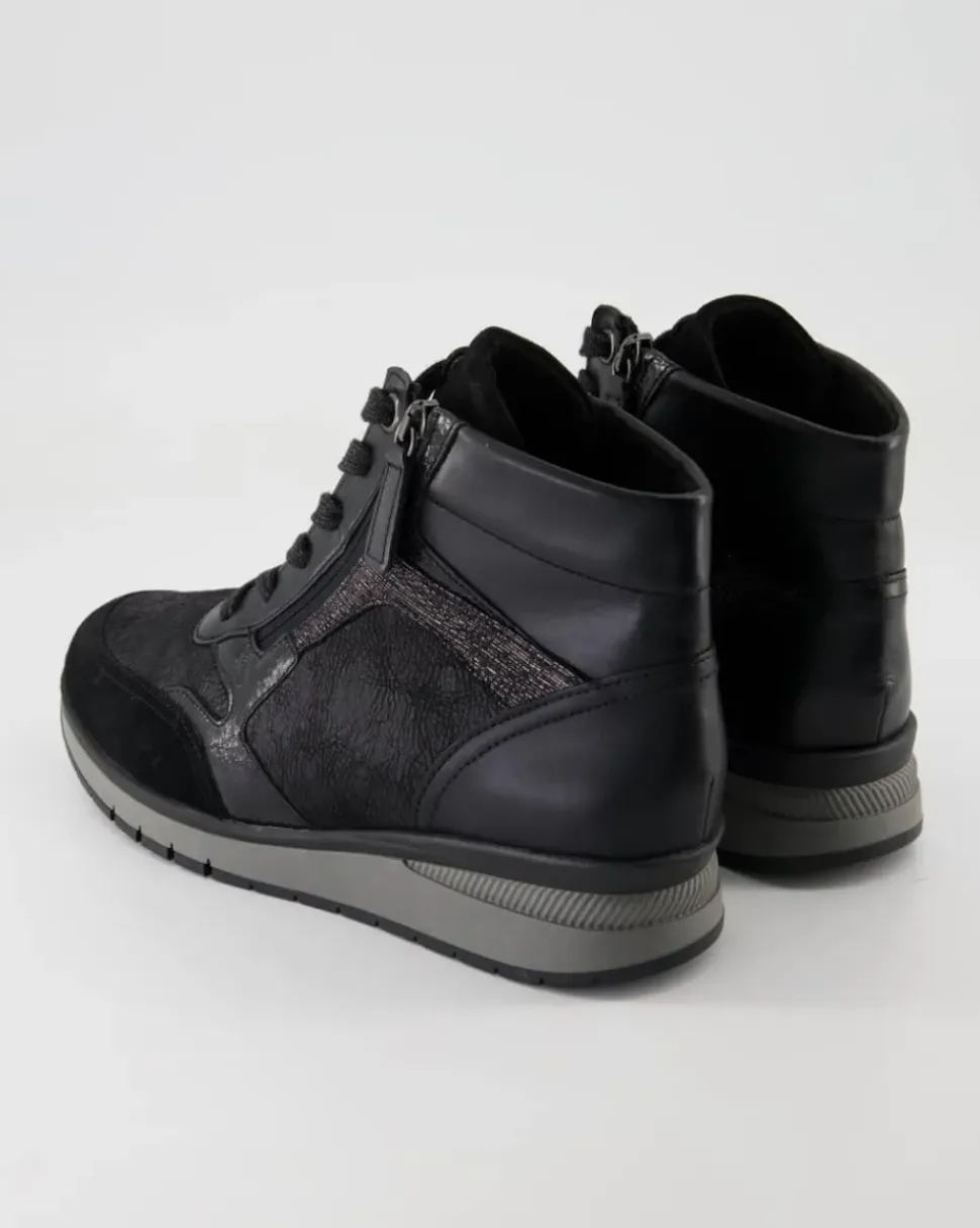 56.708.67 Stiefeletten in Schwarz