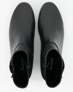 52.714.67 Stiefeletten in Schwarz