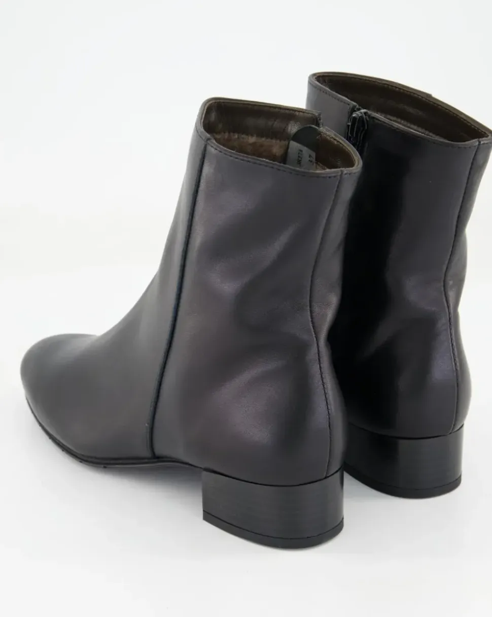 38274 Stiefeletten in Schwarz