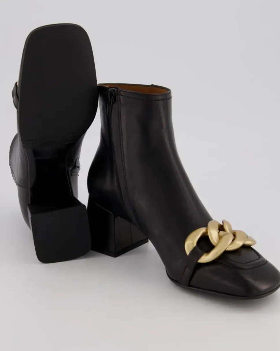 1552 Stiefeletten in Schwarz