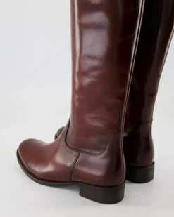 51.648.28 Stiefel in Braun