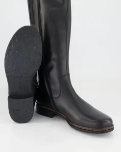 54.679.27 Stiefel in Schwarz