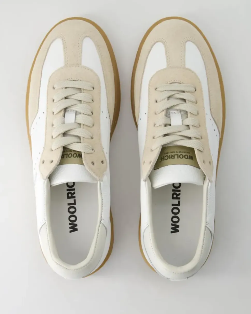 Swing Court Sneaker in Beige