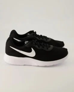 Tanjun Sneaker in Schwarz