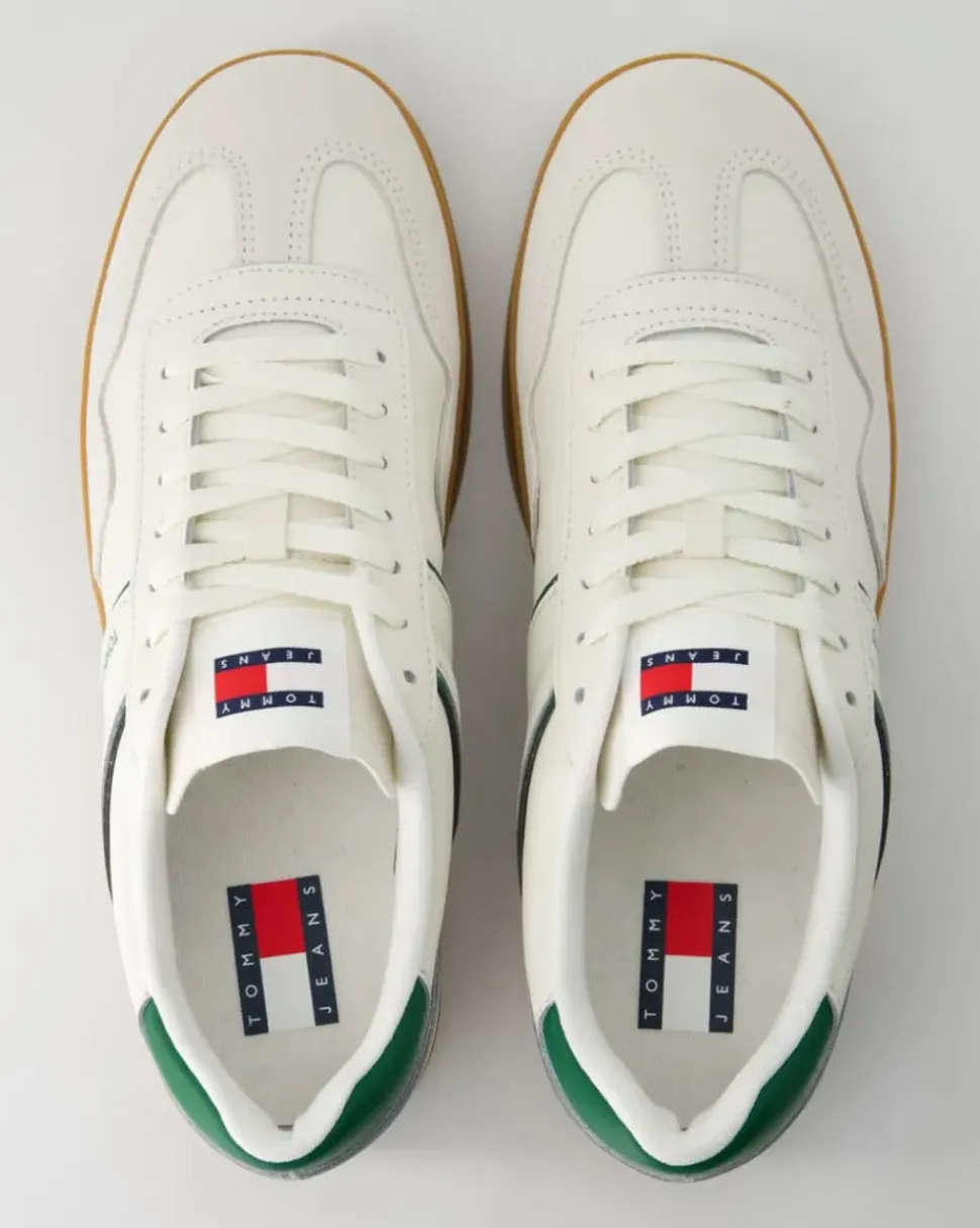 THE GREENWICH LEATHER Sneaker in Beige