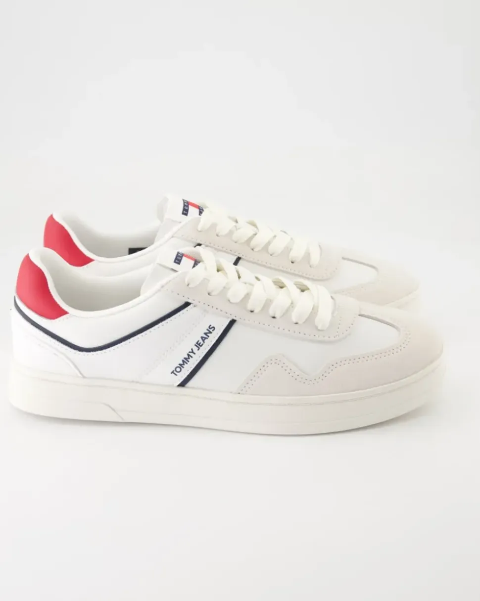 TJM Leather Retro Sneaker in Beige