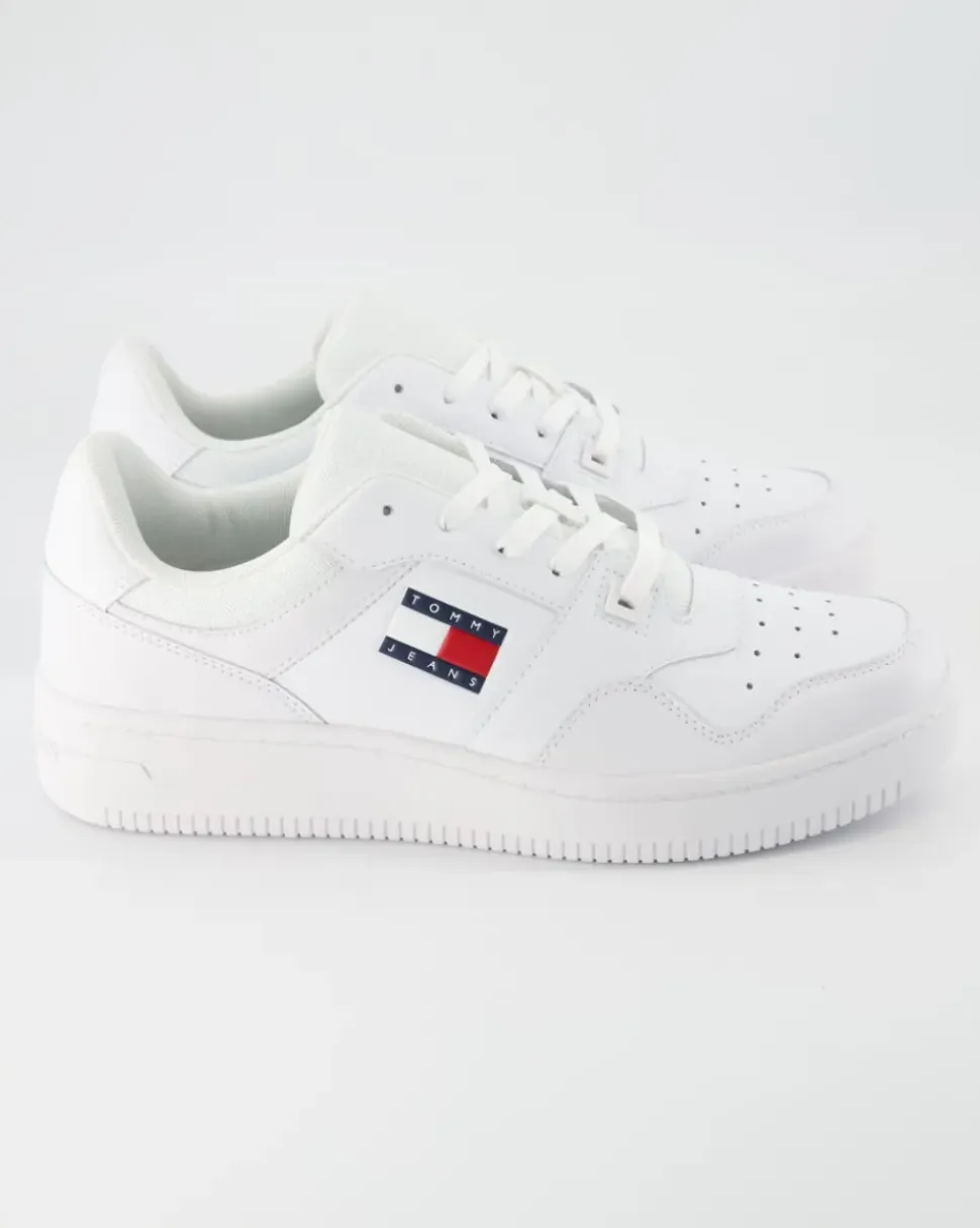 TJM Retro Basket ESS Sneaker in Weiß