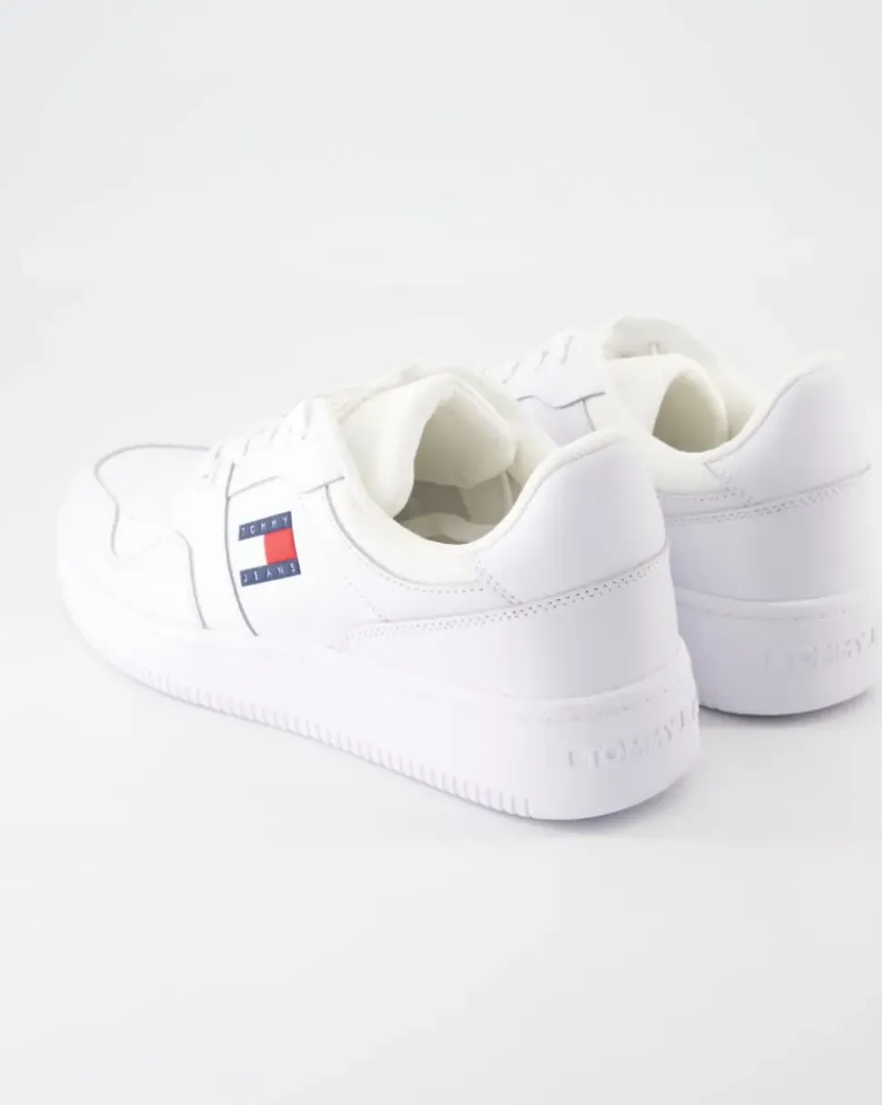 TJM Retro Basket Sneaker in Weiß