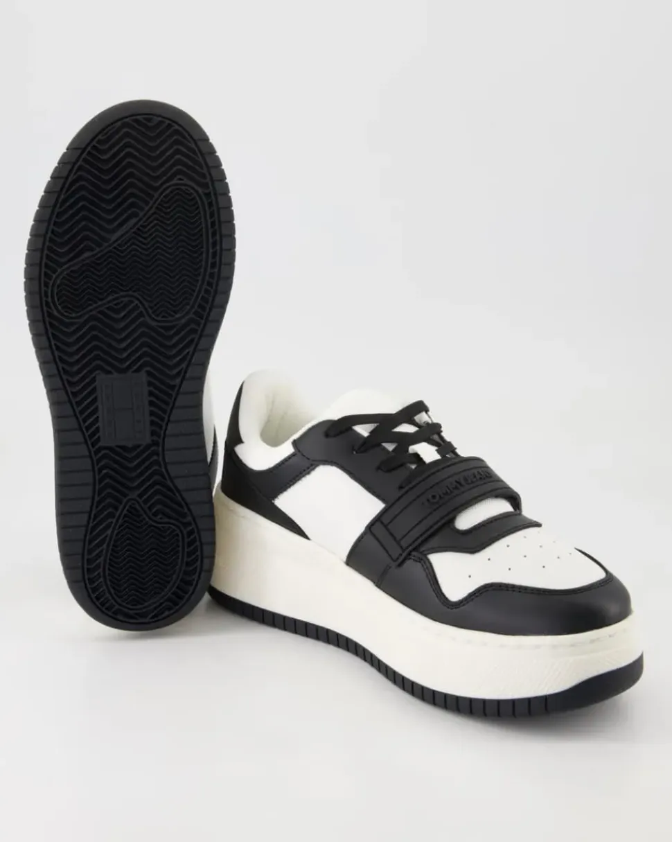 TJW Retro Basket Sneaker in Schwarz